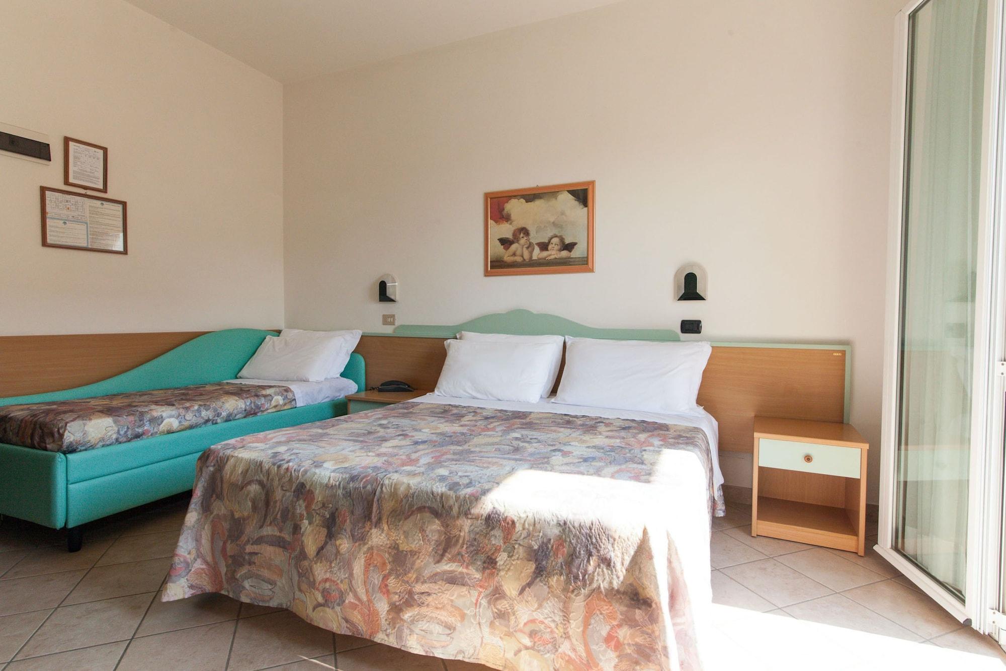 Hotel Palos Rimini Esterno foto