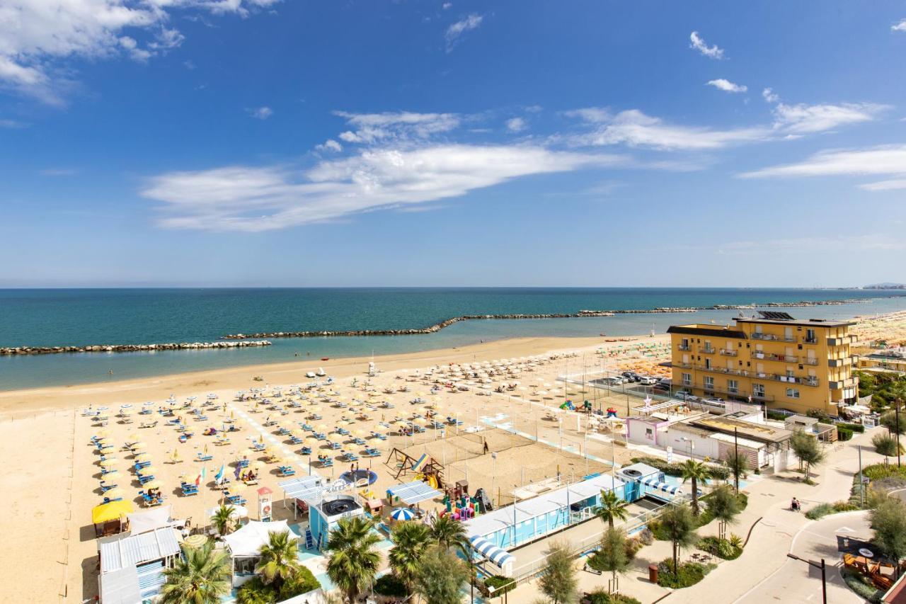 Hotel Palos Rimini Esterno foto