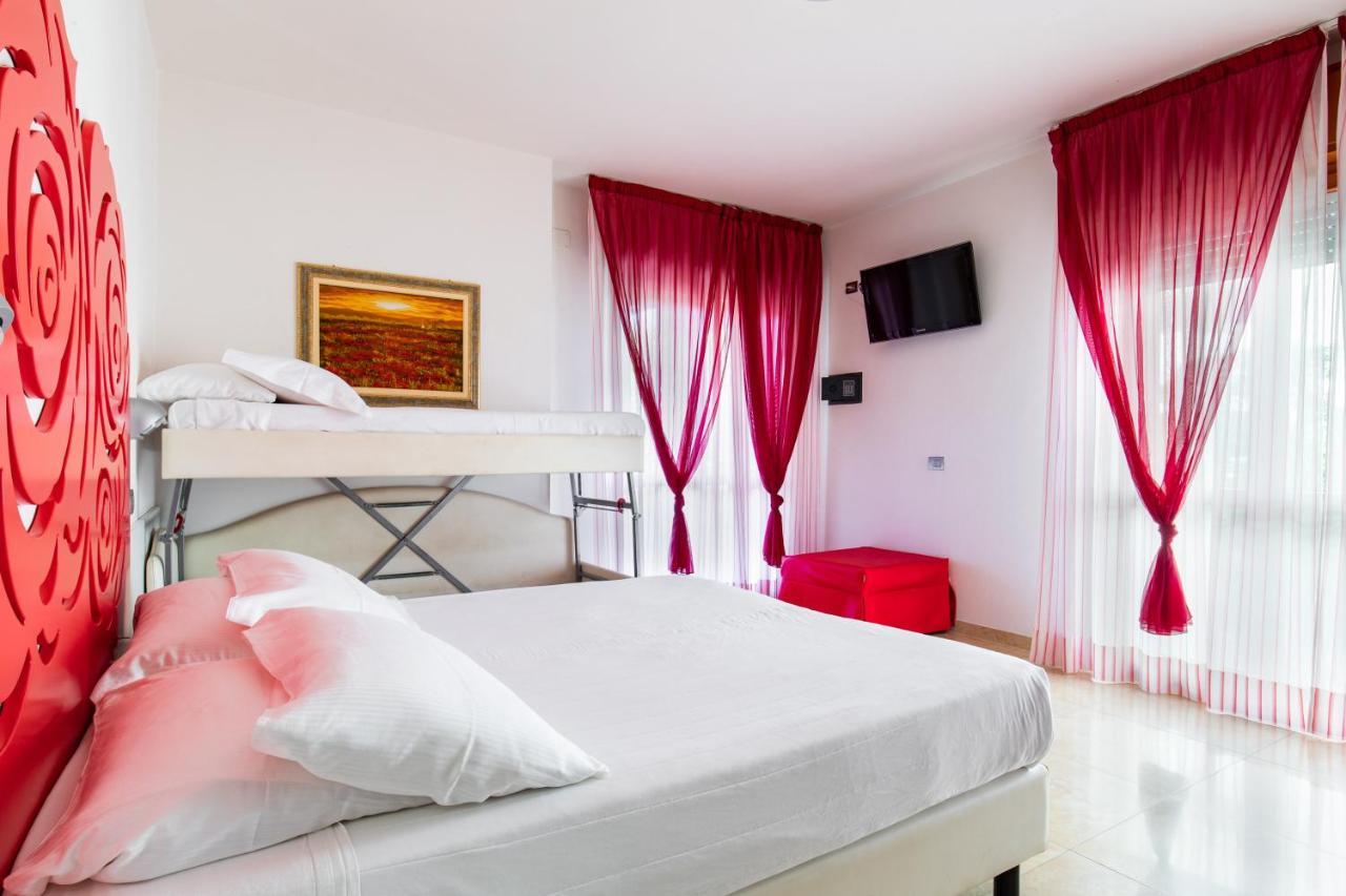 Hotel Palos Rimini Esterno foto