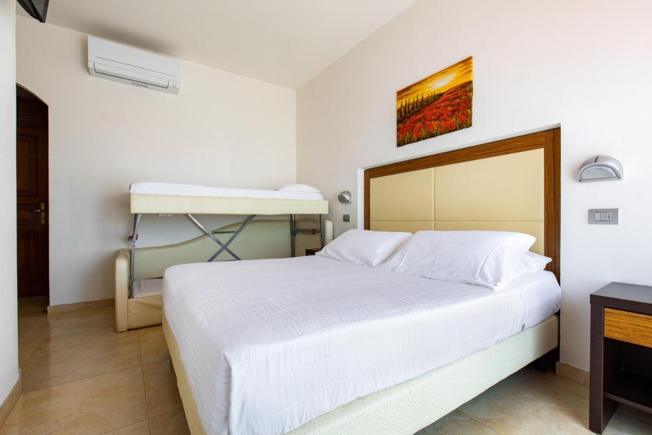 Hotel Palos Rimini Esterno foto