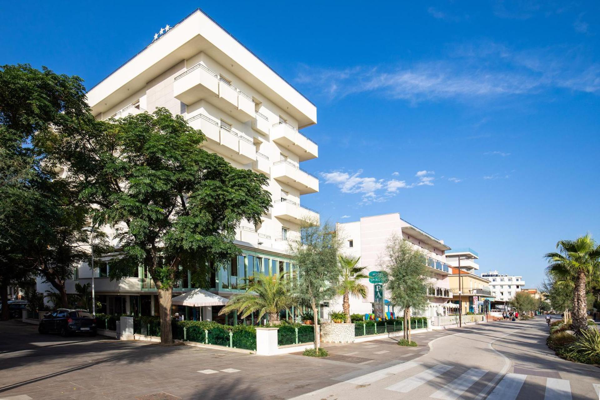 Hotel Palos Rimini Esterno foto