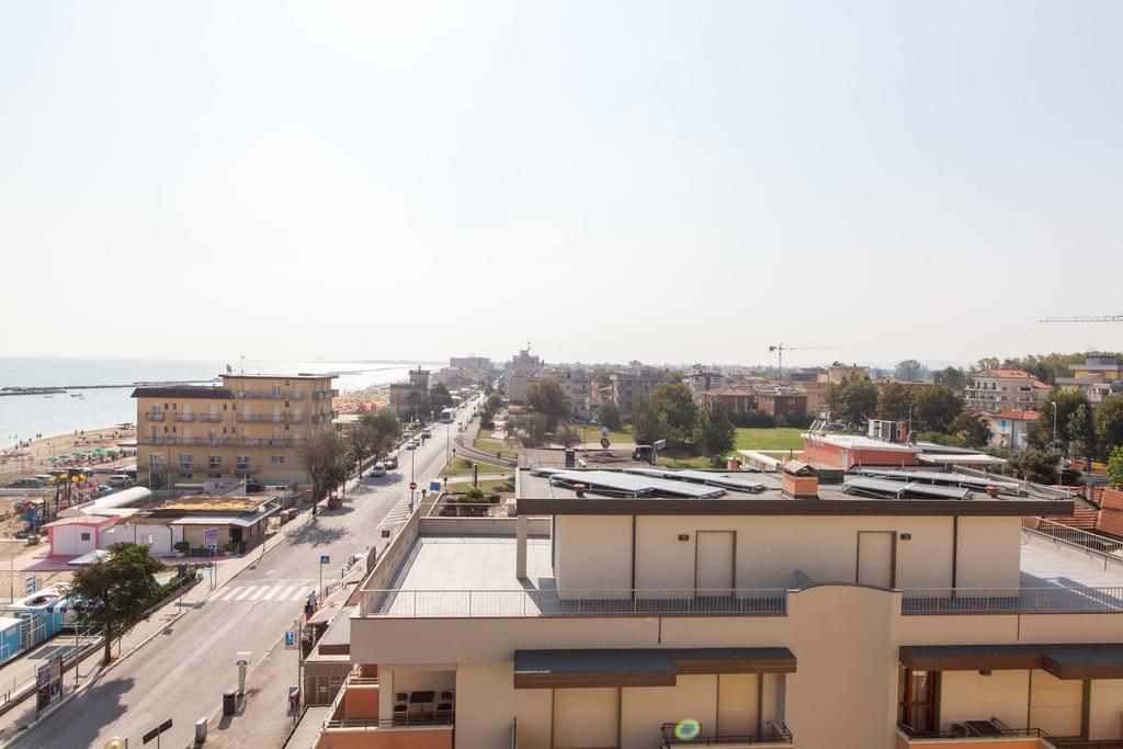 Hotel Palos Rimini Esterno foto
