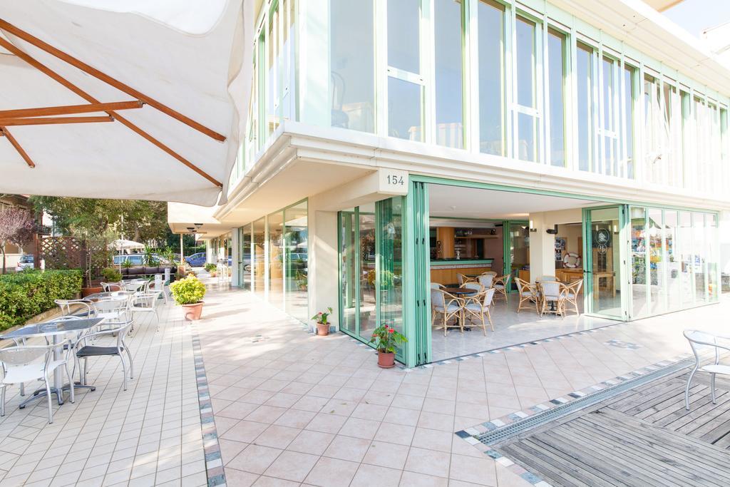 Hotel Palos Rimini Esterno foto