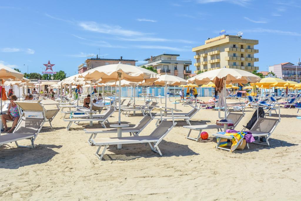 Hotel Palos Rimini Esterno foto