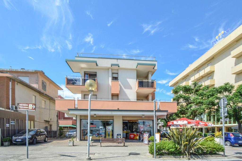 Hotel Palos Rimini Esterno foto